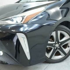 審査が心配...それなら【オトロン】にお任せください‼【審査通過率驚異の95％】/トヨタ プリウス 　Ａ　プレミアム　ツーリングセレクションの画像