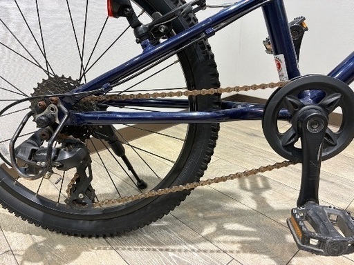 ヨツバサイクル　22インチ　ネイビーホワイト