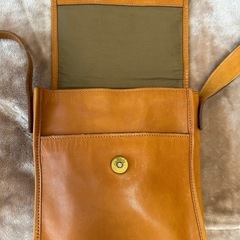 ソメスサドル牛革ワンショルダーバッグワンショルダーバッククロスボディバッグクロス レザー小型バッグミニバッグメンズレディース本革の画像