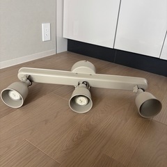 IKEA シーリングスポットライト 三連の画像
