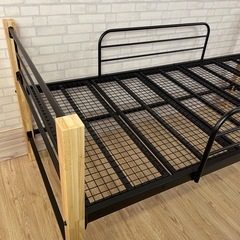 JKプラン ミドルベッド シングル 天然木脚のしっかり頑丈タイプ 幅209×奥行102×高さ96cm ブラック ナチュラル 黒の画像
