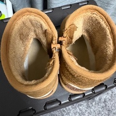 Cherokee ブラウン ジッパーブーツの画像