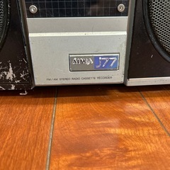 『昭和レトロ』AIWA J77 FM/AMステレオラジオカセットレコーダーの画像