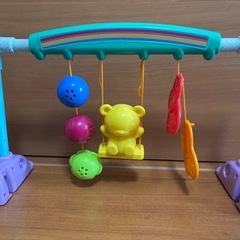 新生児から遊べるベビージムの画像