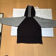 adidasパーカー付きトレーナー兄弟ペアセット(130.150)の画像