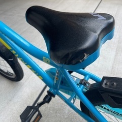 18インチ子ども用自転車（青）の画像