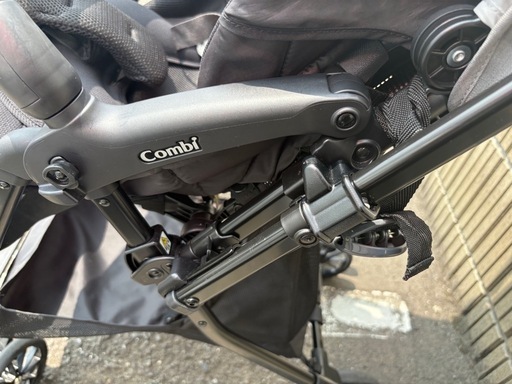 【美品】【AB型ベビーカー】コンビ　スゴカルPlus エッグショックHZ(グレー)