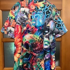 ★ ドクロや手や金魚などペイント アロハ プリントのシャツ 未使用 ★の画像