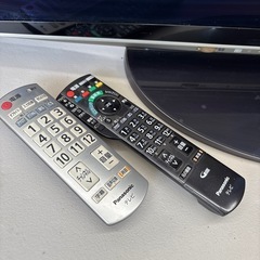 パナソニック　42インチ　テレビ　リモコン付きの画像