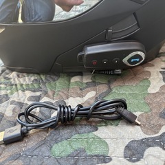 フルフェイス　中古　ショウエイ　とメーカー不明インカム付き
　　の画像