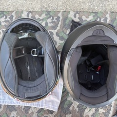 フルフェイス　中古　ショウエイ　とメーカー不明インカム付き
　　の画像