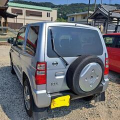 平成24年の日産キックスです。今なら車検満タン　4WDターボ車です。あくまでも中古車なので小キズ等があります。ノークレームノーリターンでお願いします。名義変更までの預り金三万を預からせてもらいます。名義変更後速やかに返金させてもらいます。の画像