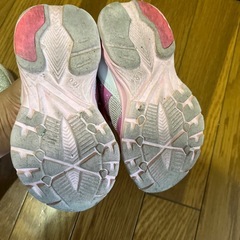 女の子　16 シューズ　スニーカーの画像