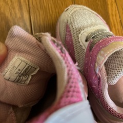 女の子　16 シューズ　スニーカーの画像