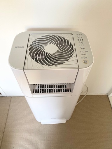 ⭐️アイリスオーヤマ⭐️サーキュレーター衣類乾燥除湿機