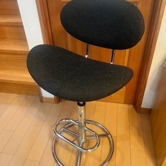 カウンターチェア　椅子　バーカンチェアの画像