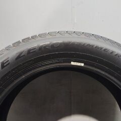 PIRELLI ICE ZERO ASIMMETRICO 235/55R19 19インチ スタッドレス 1本 22年製 バリ溝 レクサスRX ベンツGLC RAV4等　(KTJ556)クレジットカード QRコード決済可能の画像