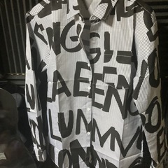 KPOP風Yシャツの画像
