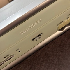 SVHビデオデッキ（SHARP）の画像