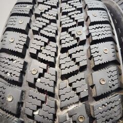 HANKOOK W404 185/65R14 14インチ スパイクタイヤ スタッドレス 4本 バリ溝 希少 カップピン ウイングロード モビリオ サニー等　(KTI420)クレジットカード QRコード決済可能の画像