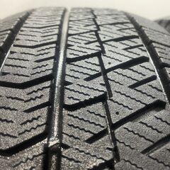 BS BRIDGESTONE BLIZZAK VRX2 205/65R16 16インチ スタッドレス 4本 23～24年製 バリ溝 ヤリスクロス C28セレナ等　(KTB295)クレジットカード QRコード決済可能の画像