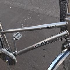 【売約済み】27インチ 🚲 BRIDGESTONE 自転車 12,800円 🔁3段切替 💡ライト付 新規防犯登録料コミ 795の画像