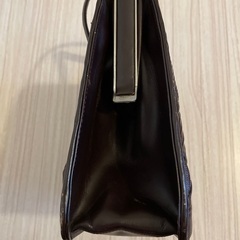 皮バッグの画像