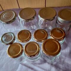 空きビン大小色々11個の画像