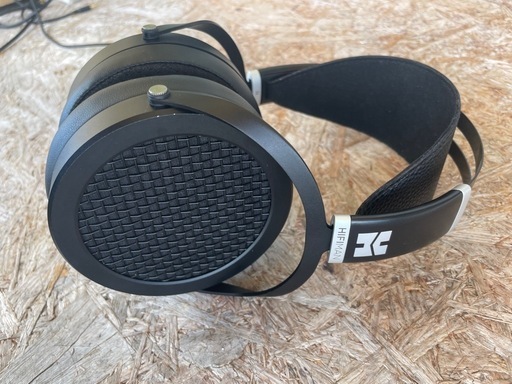 ? HIFIMAN Sundara オープン型ヘッドホン（美品） ¥19000
