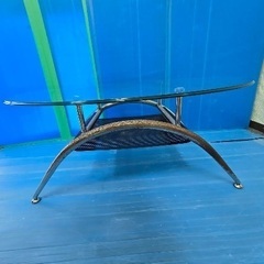 ガラステーブル