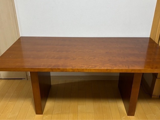 定価21万円 IDEEのダイニングテーブル