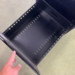 無料★スチール事務机(縦700×横1000×高さ700mm程度)