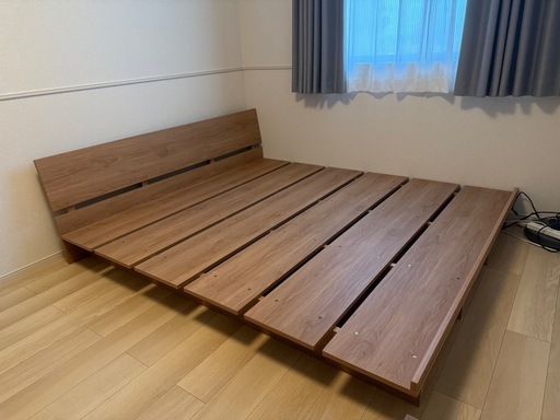 LOWYA ベッドフレーム クイーン