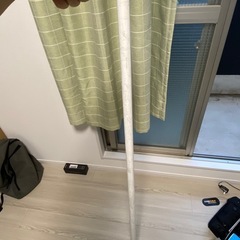 服かける棒の画像