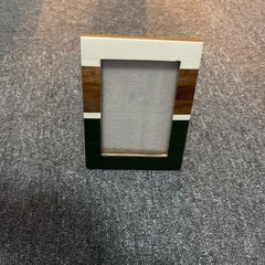 おしゃれ写真立ての画像
