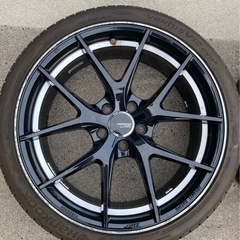 ADVAN タイヤホイールセットの画像