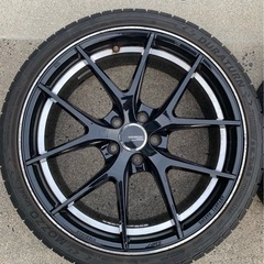 ADVAN タイヤホイールセットの画像