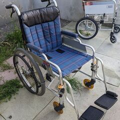 自走介助兼用車椅子（006）
