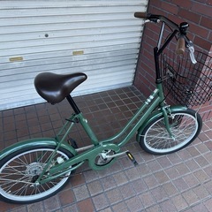20インチ　シングルギア　カゴ付きミニベロ　カーキ色の画像