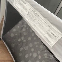 日本育児　たためるベビーサークル
の画像