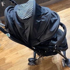Combi A型ベビーカーメチャカルファーストαの画像
