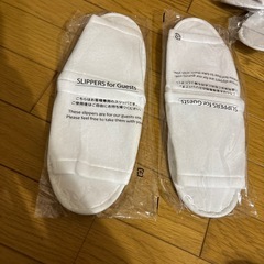 ホテル使用のスリッパ3点セットの画像