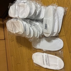 ホテル使用のスリッパ3点セットの画像