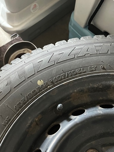 ハイエース スタッドレス195/80R15 冬タイヤ