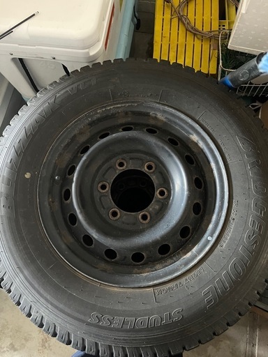 ハイエース スタッドレス195/80R15 冬タイヤ