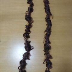 中古　付け毛　カラーブラウン　ポイントカラーヘアー　カーリーの画像