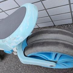 トイザらスY VELOJuniorバランスバイクストライダーペダルなし自転車の画像