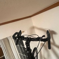 ロードバイク　ルック車　後タイヤパンクの画像