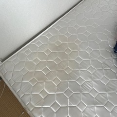 ZINUS マットレスの画像