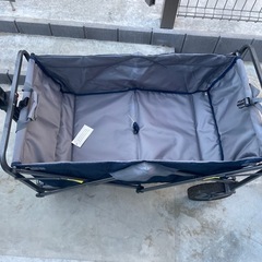 取引中　キャリーカートの画像